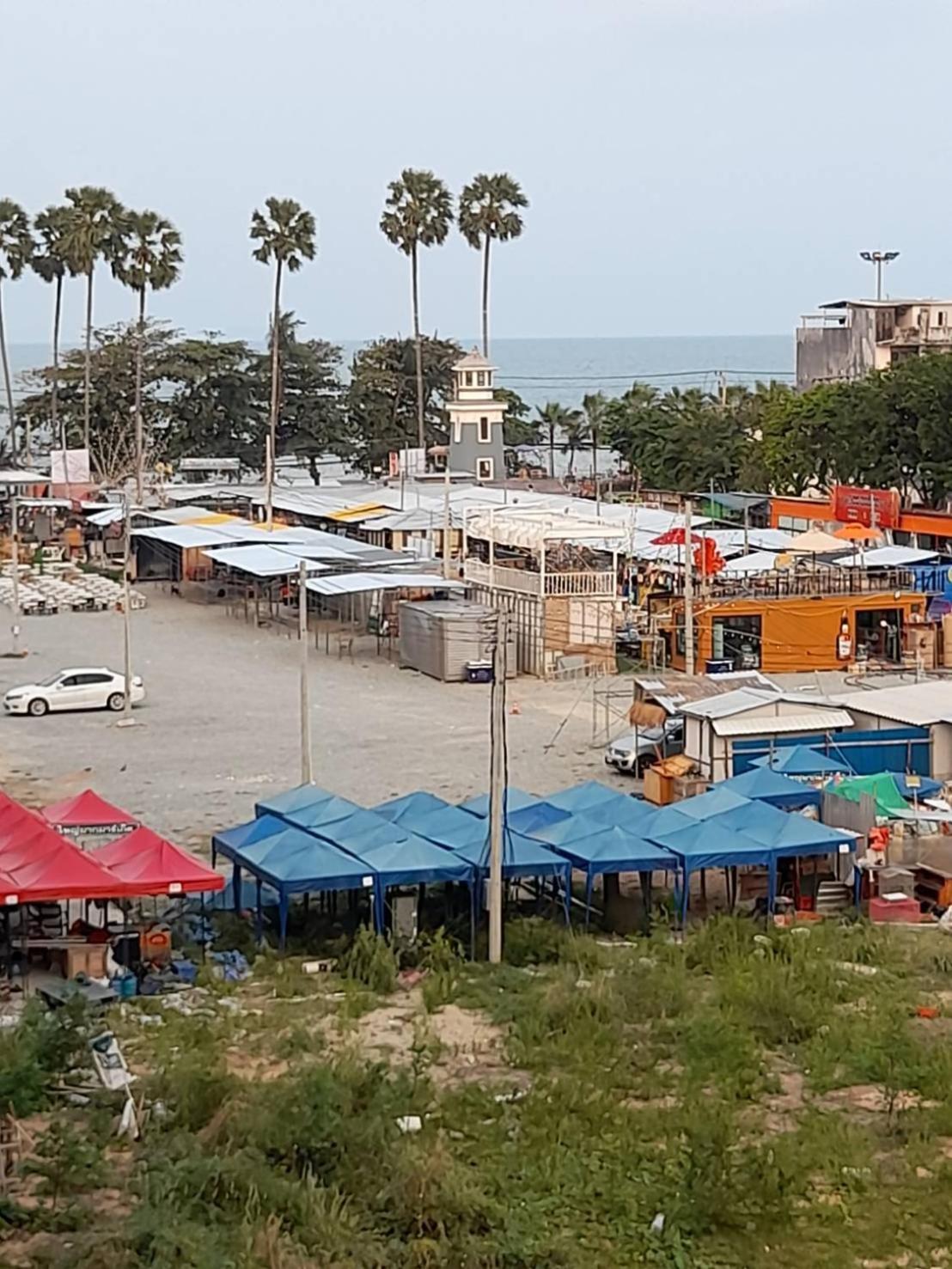 White House By Sorot ตึกขาวโดยโสรฬ Apartment Pantai Jomtien Bagian luar foto